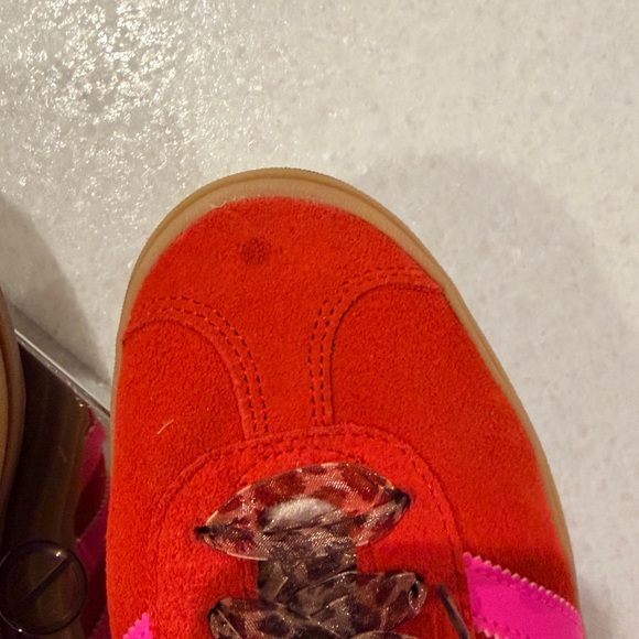 Adidas Red Suede Sneakers Pink Stripes Gum Sole Women’s 9.5 Gazelle - Picture 7 of 9